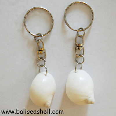 White Shell Key Ring