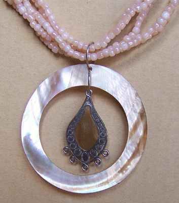 Cassis Rufa Carving Ornament Style