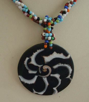 Black Shell Neclace Around